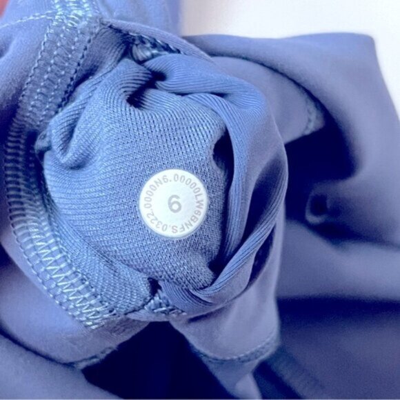 Lululemon   * Wunder Train HR Crop 23'' Water Drop Size : 6 - Picture 6 of 12